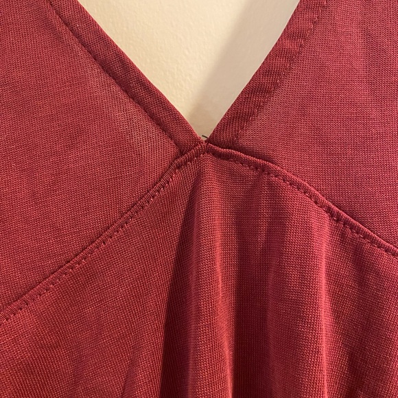 EXPRESS GOING OUT TANK 💅 - Picture 4 of 4